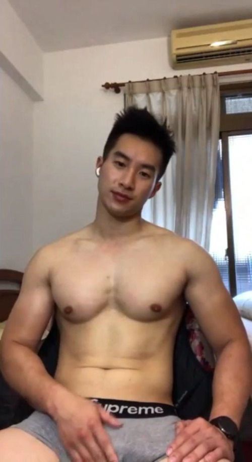 健身教练自撸节日福利 Asian Gay Porn